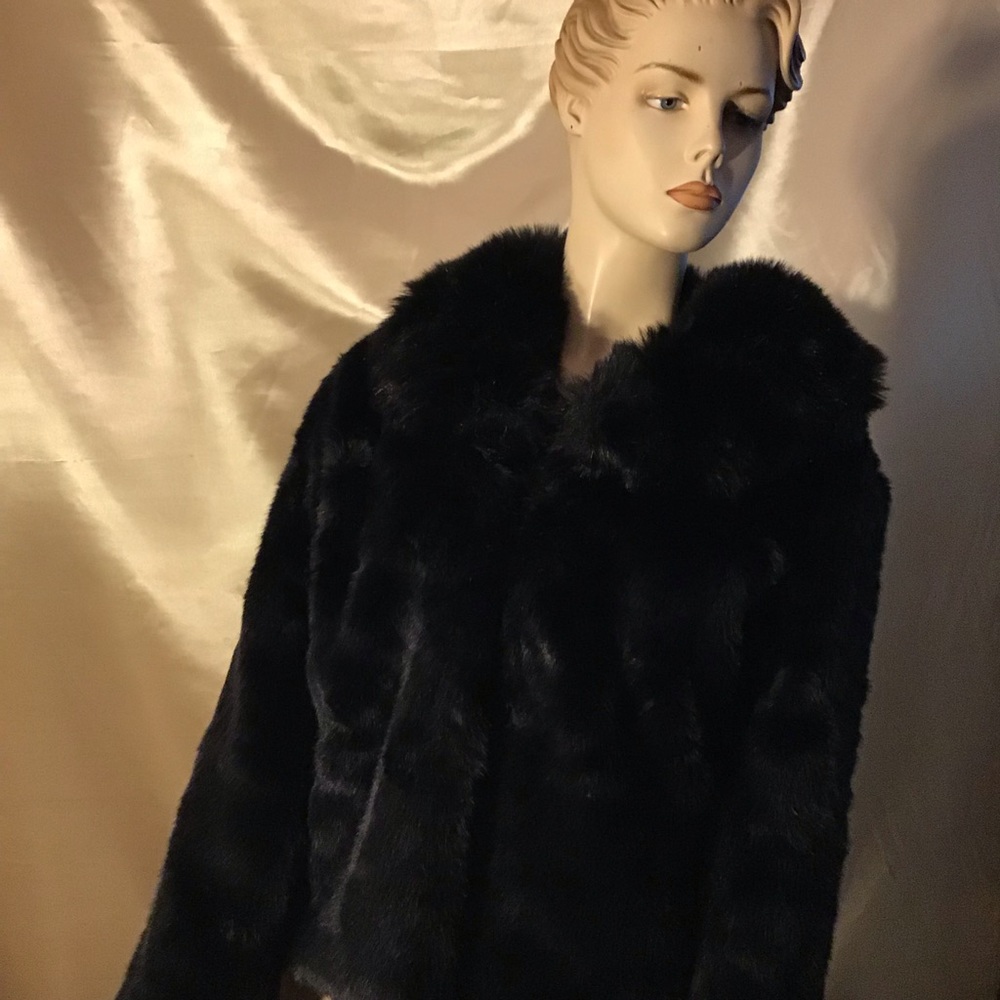 Beautiful short length coat